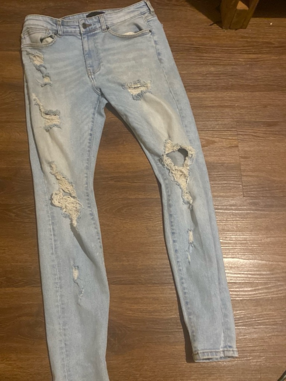 skinny jeans
